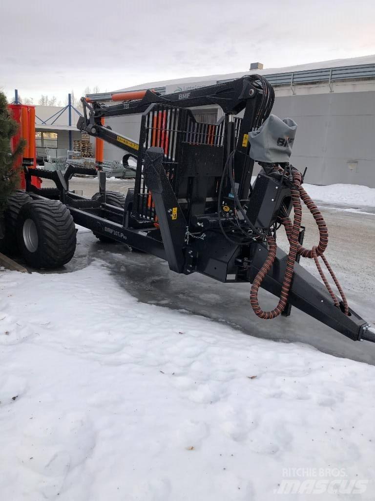 BMF 720+10T2 pro Reboques Florestais