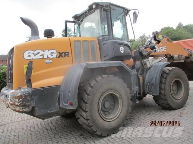 CASE 621 C Carregadeiras de rodas