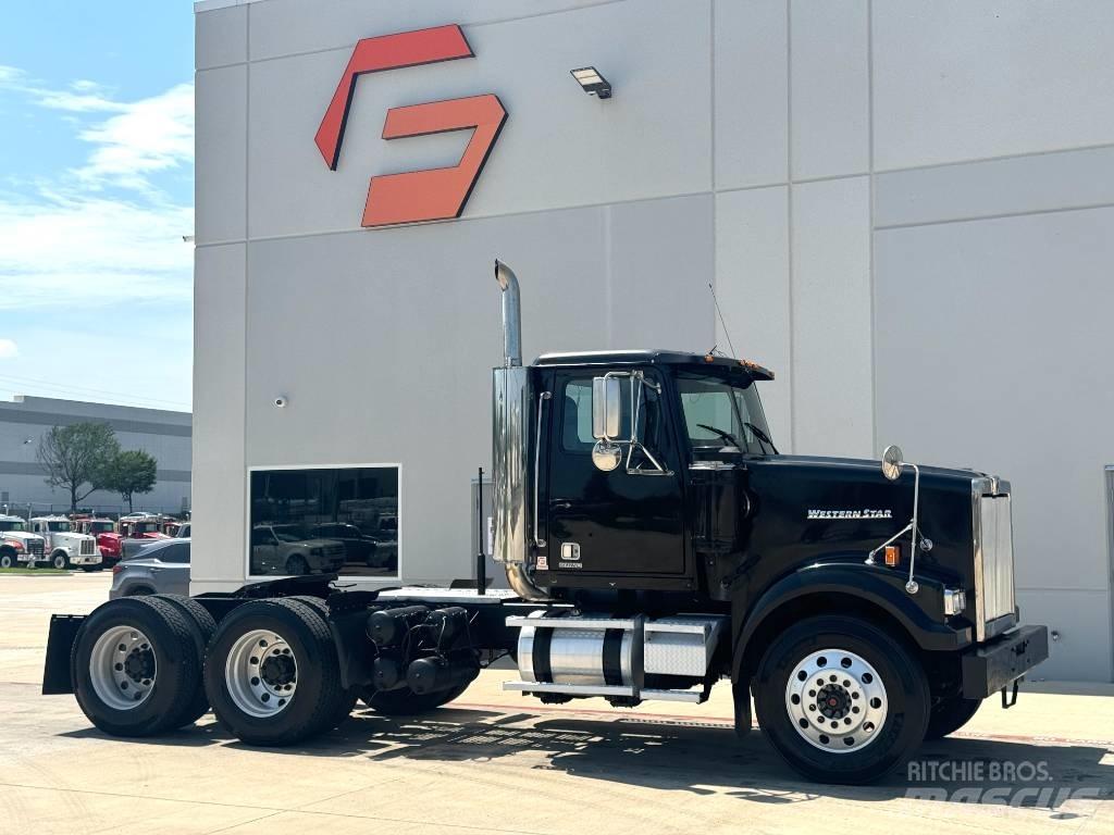 Western Star 4900 Cavalos Mecânicos