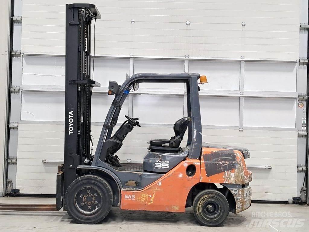 Toyota 02-8FDJF35 Empilhadores Diesel