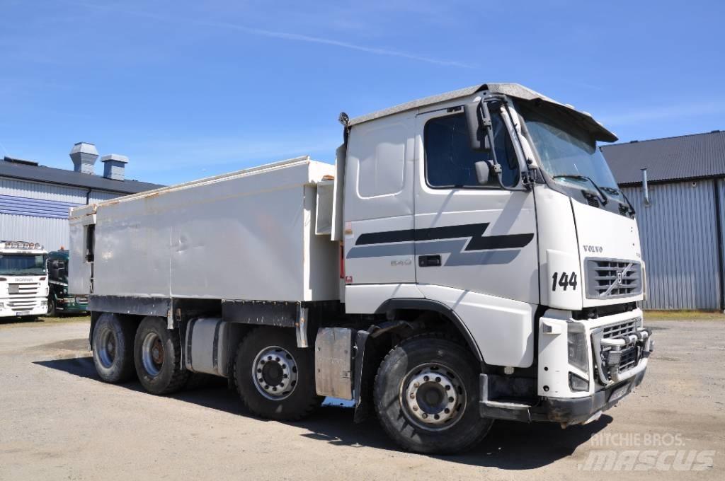 Volvo FH16 550 8X4 Camiões basculantes