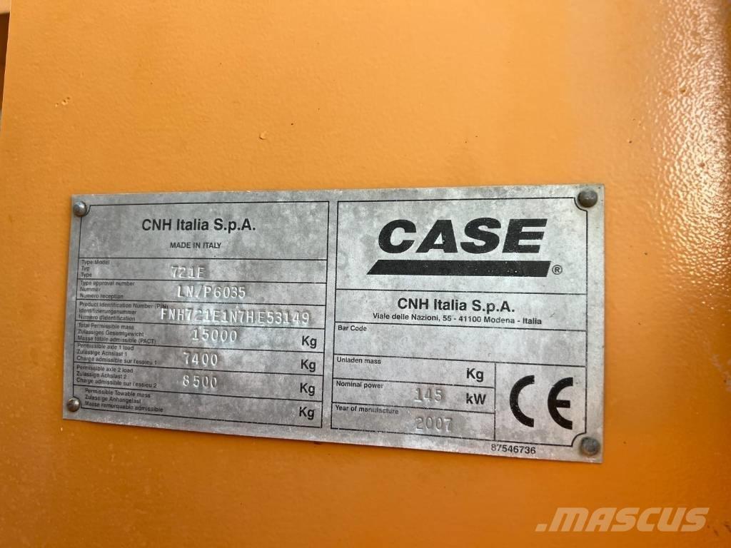 CASE 721E Carregadeiras de rodas