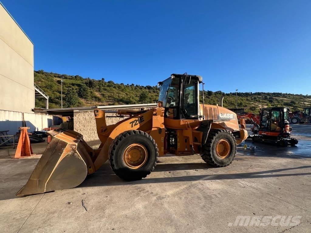 CASE 721E Carregadeiras de rodas