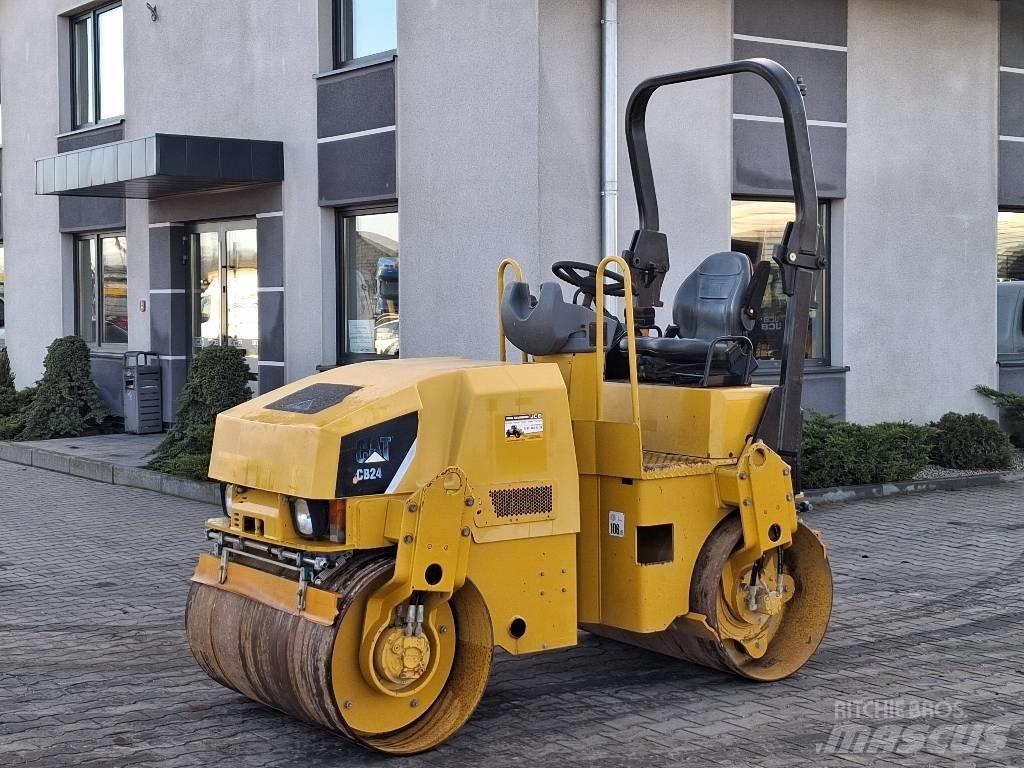 CAT CB 24 Cilindros Compactadores tandem