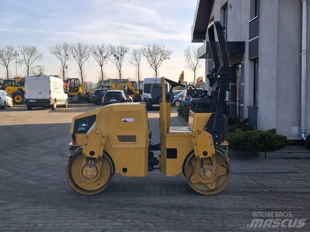 CAT CB 24 Cilindros Compactadores tandem