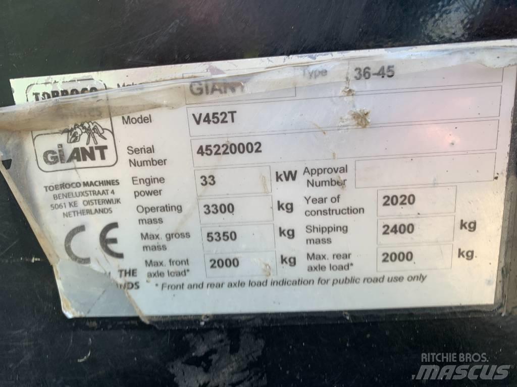 GiANT V 452 T Carregadora multifunções