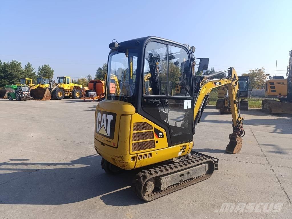 CAT 301.7 D Miniescavadeiras