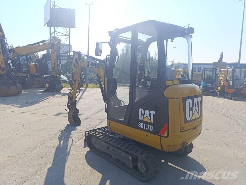 CAT 301.7 D Miniescavadeiras