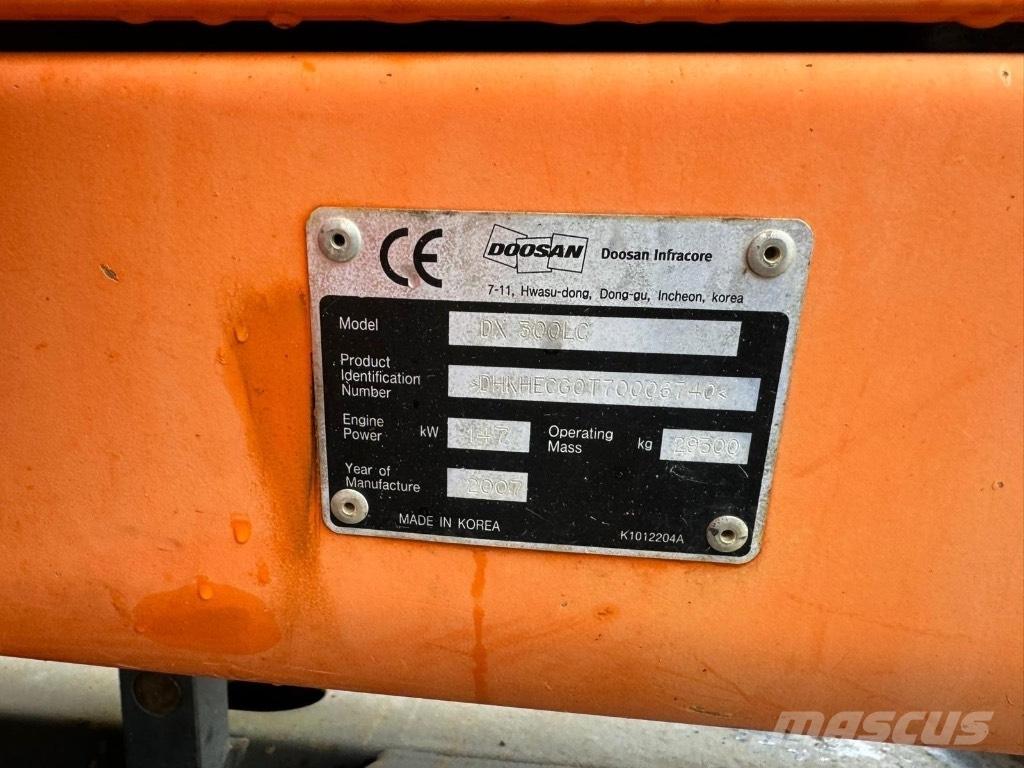 Doosan DX 140 Escavadoras de rodas