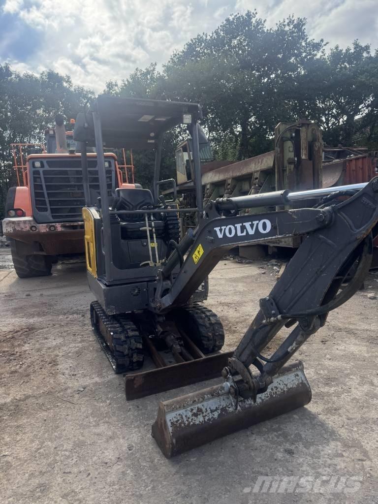 Volvo EC 15 Miniescavadeiras