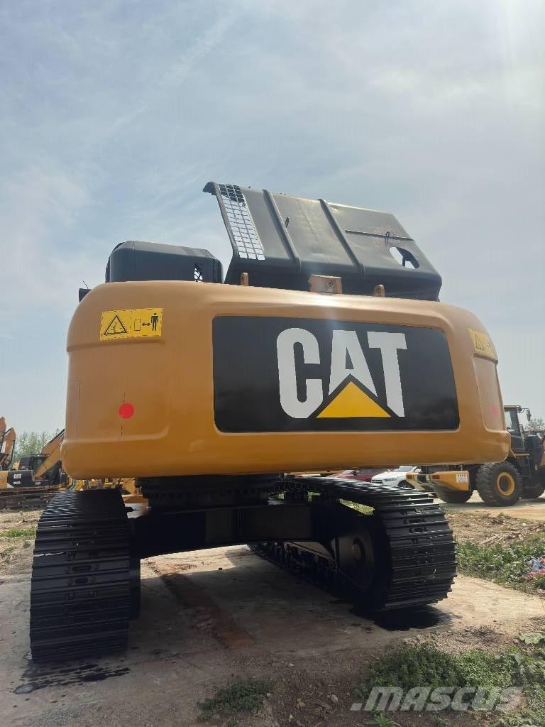CAT 330 D2 Escavadeiras de esteiras