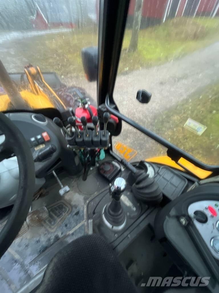 JCB 4X Carregadeiras de rodas