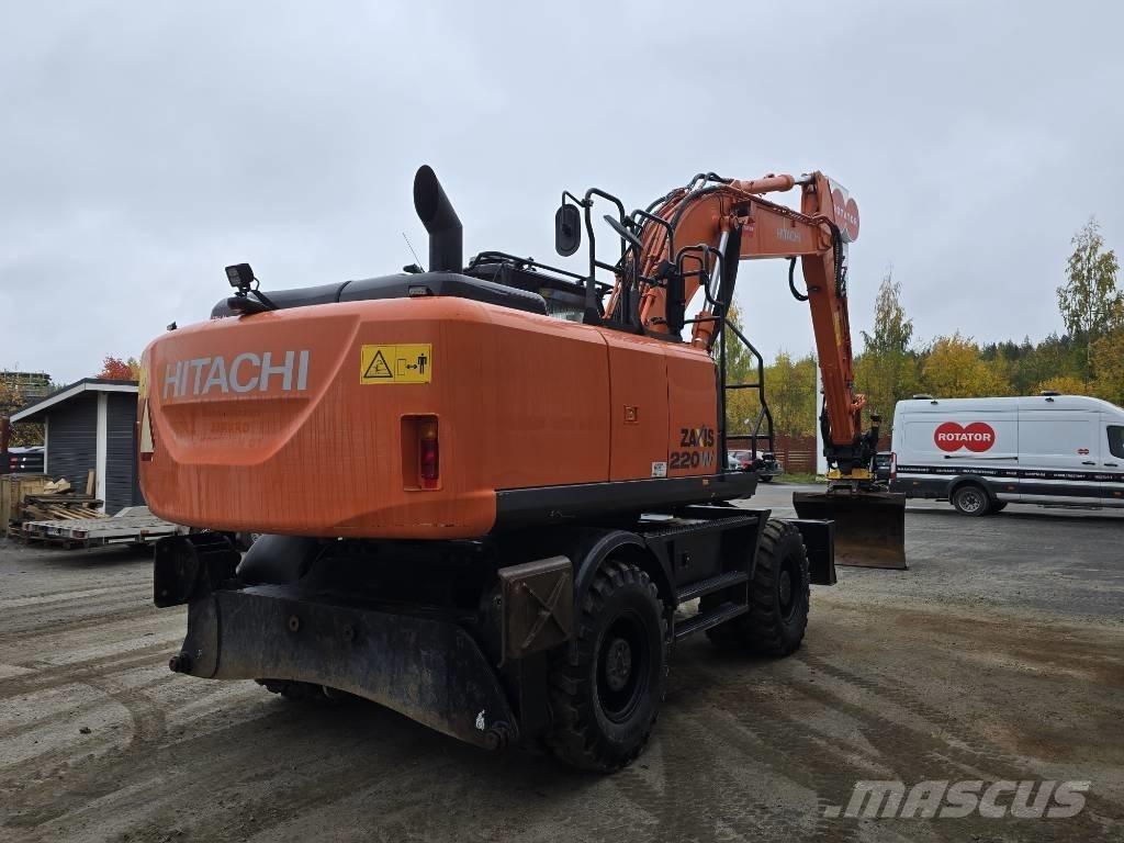 Hitachi ZX 220W-5 Escavadoras de rodas