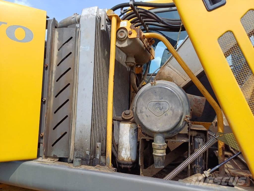 Volvo EW 160 B Escavadoras de rodas