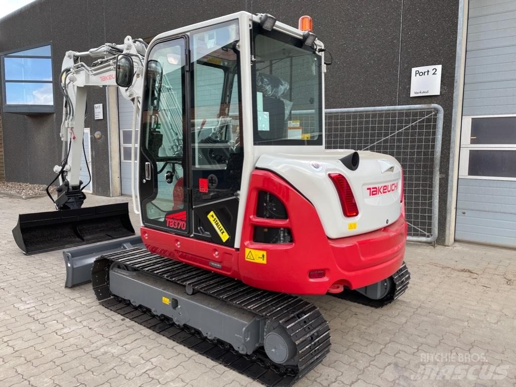 Takeuchi TB370 Miniescavadeiras