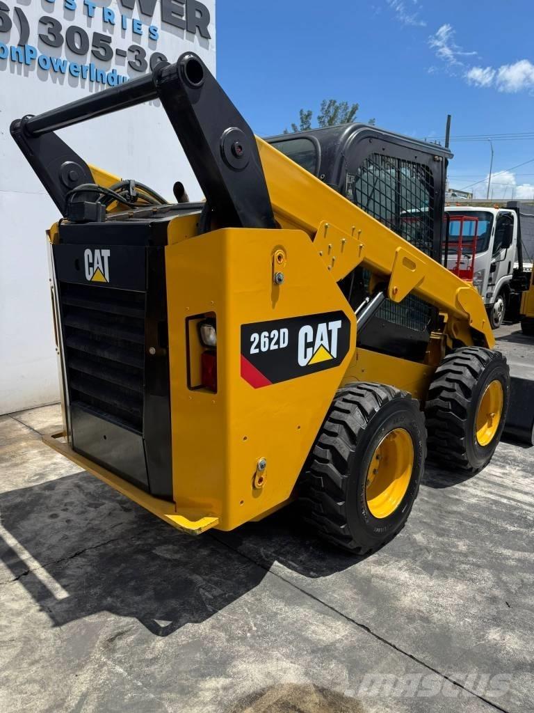 CAT 262 D Minicarregadeiras