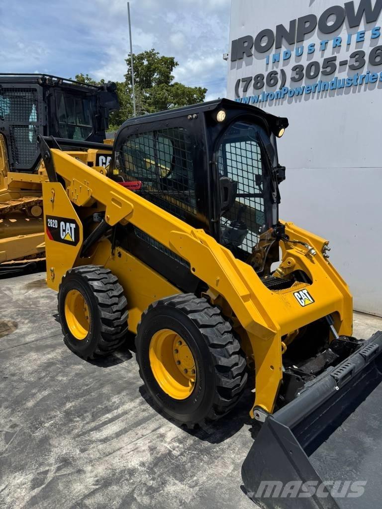 CAT 262 D Minicarregadeiras