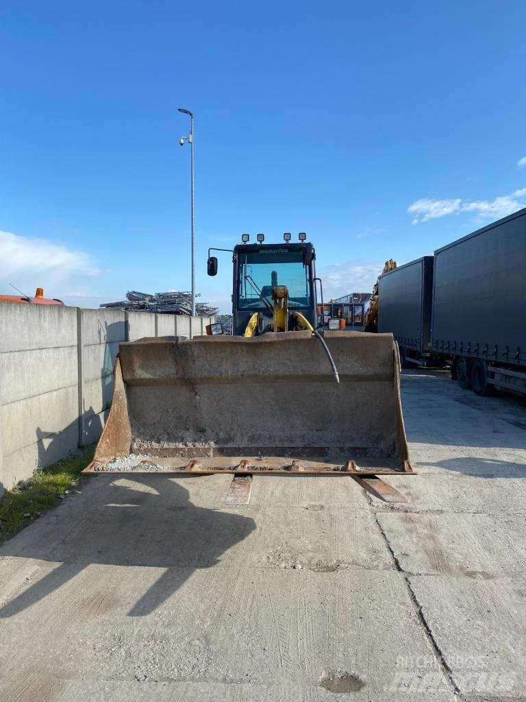Komatsu WA 100 M-5 Carregadeiras de rodas
