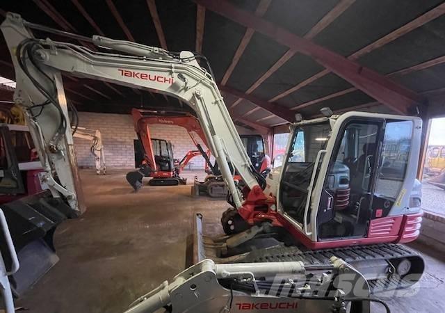 Takeuchi TB290 Escavadoras Midi 7t - 12t