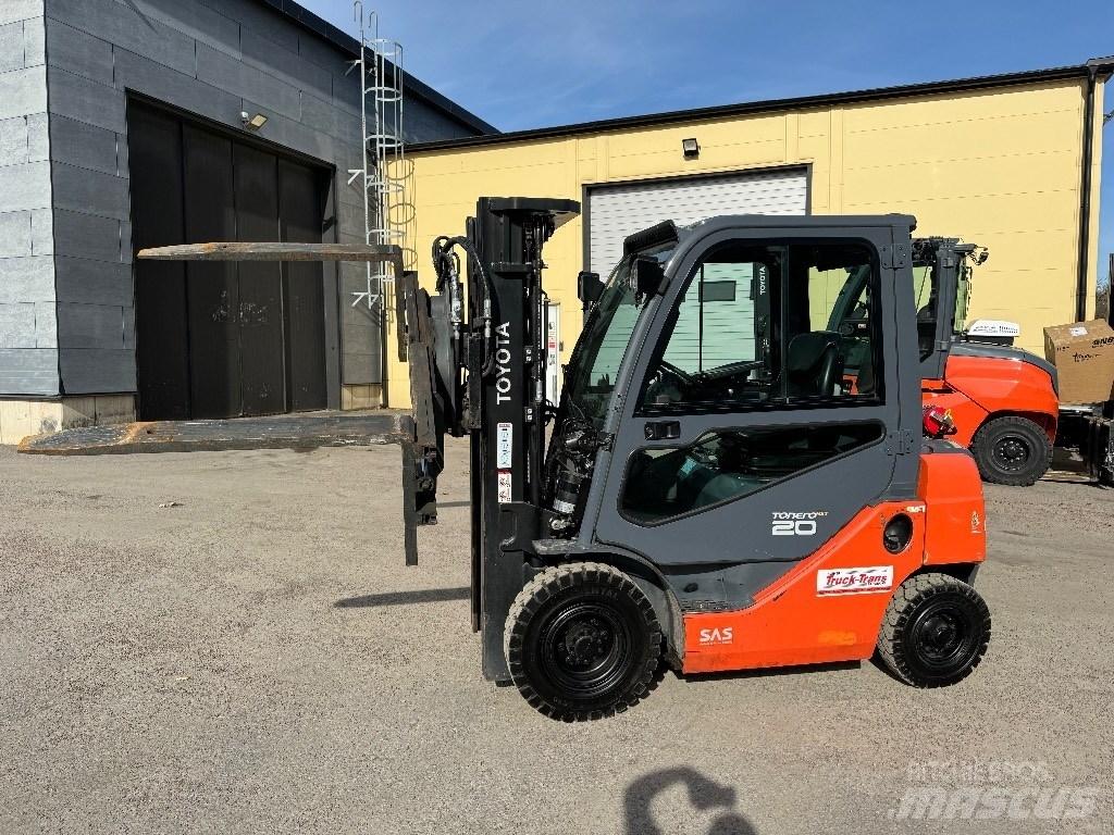 Toyota 06-8FD20F Empilhadores Diesel