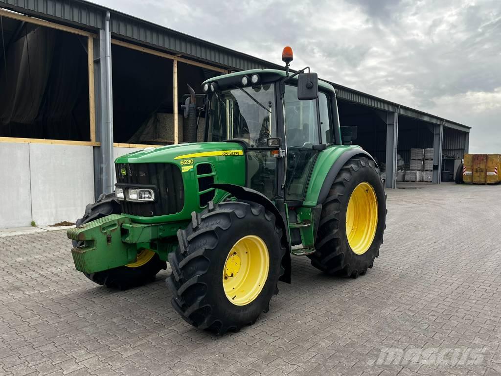 John Deere 6120 Tratores Agrícolas usados