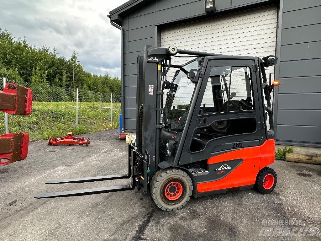 Linde E 25 -01 Empilhadores eléctricos