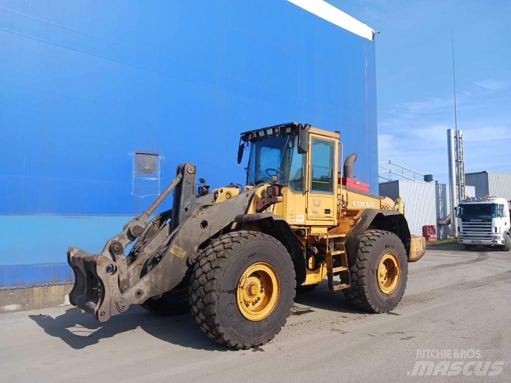 Volvo L 120 E Carregadeiras de rodas