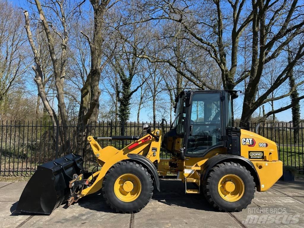 CAT 908 Carregadeiras de rodas