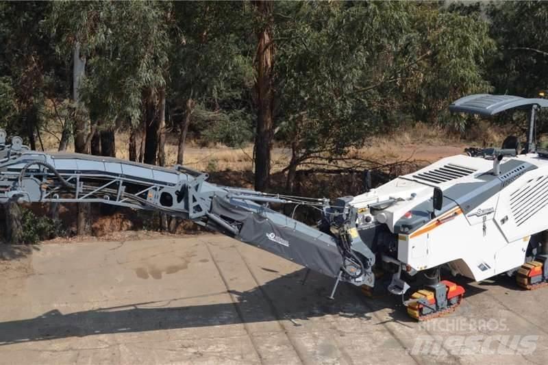 Wirtgen W130F Outros Camiões