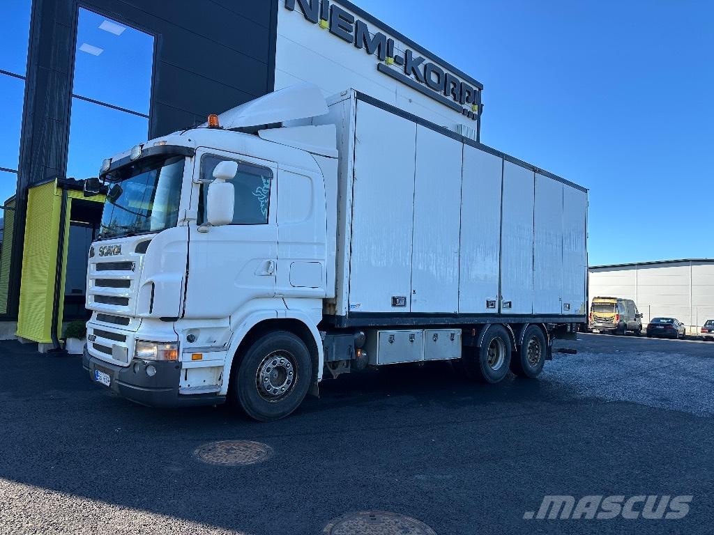 Scania R 420 6x2*4 Caminhões de caixa fechada