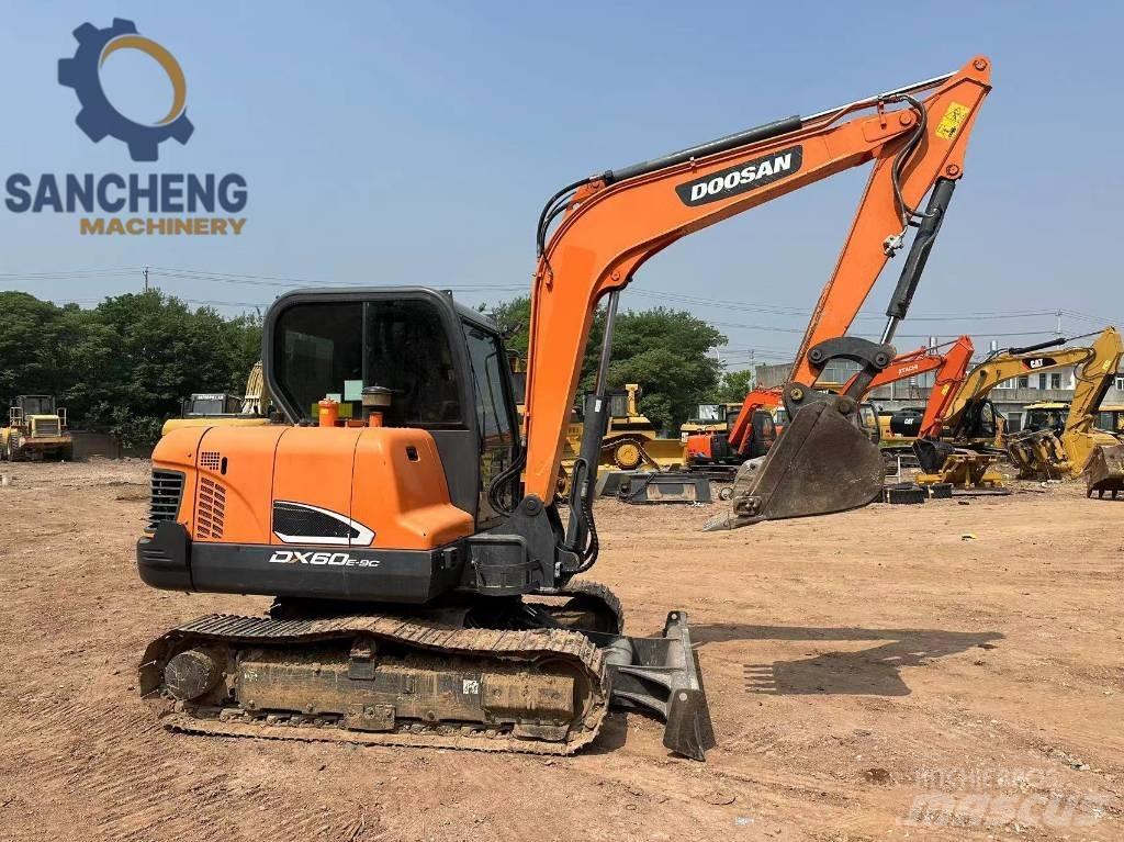 Doosan DX 60 Miniescavadeiras