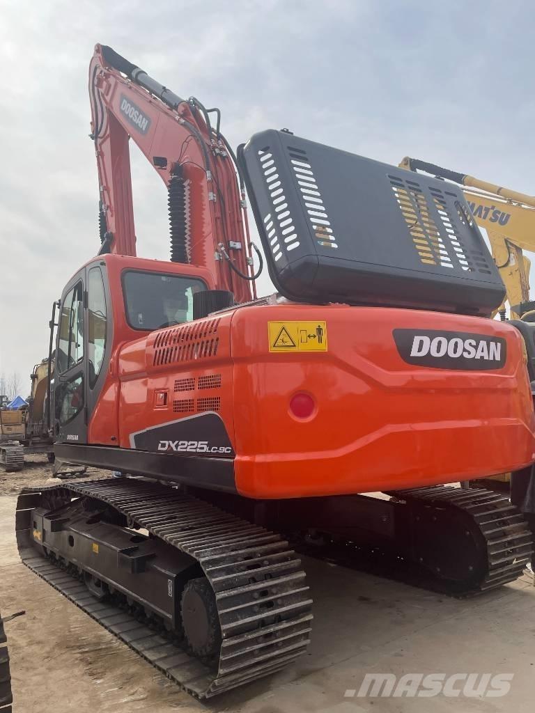 Doosan DX 220 LC-9C Escavadeiras de esteiras