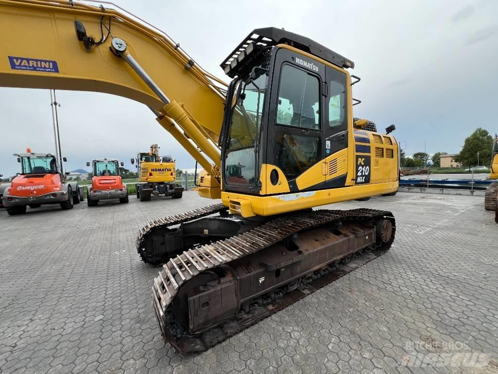 Komatsu PC210NLC-11 Escavadeiras de esteiras