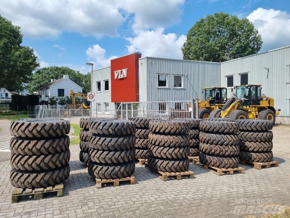 Kumho 10.00 x 20 Pneus