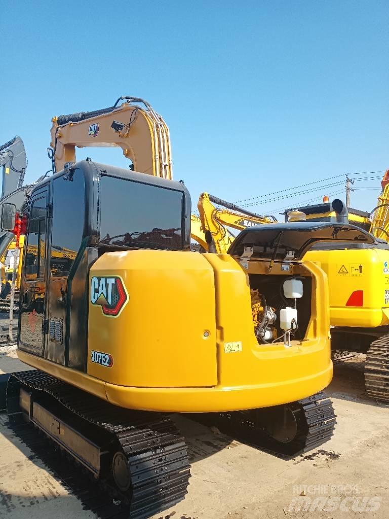 CAT 307 Miniescavadeiras