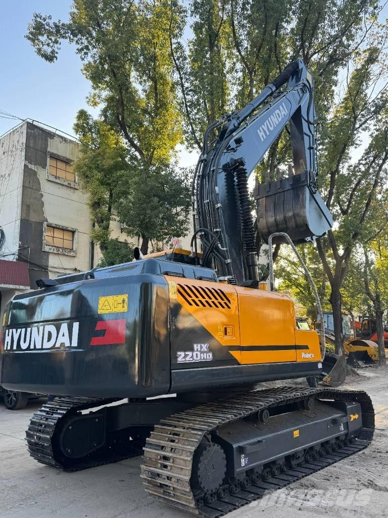 Hyundai HX220HD Escavadoras Midi 7t - 12t