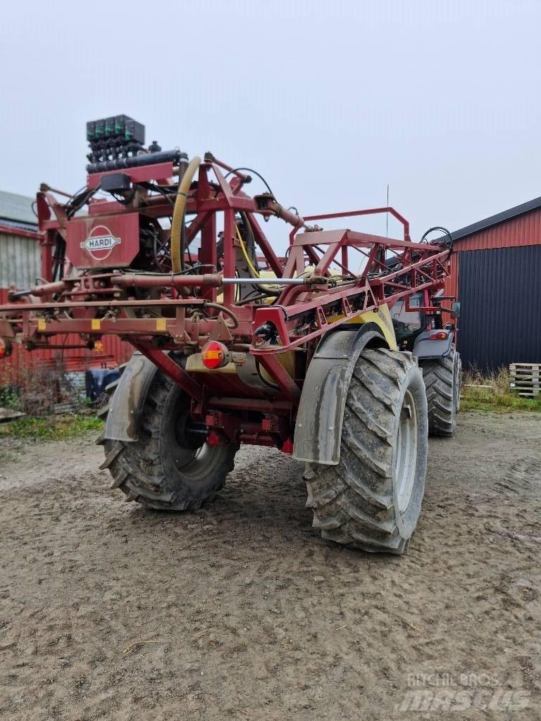 Hardi Commander 3200 Pulverizadores rebocados