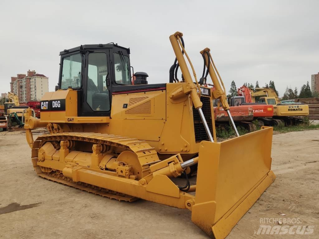 CAT D 6 G Dozers - Tratores rastos