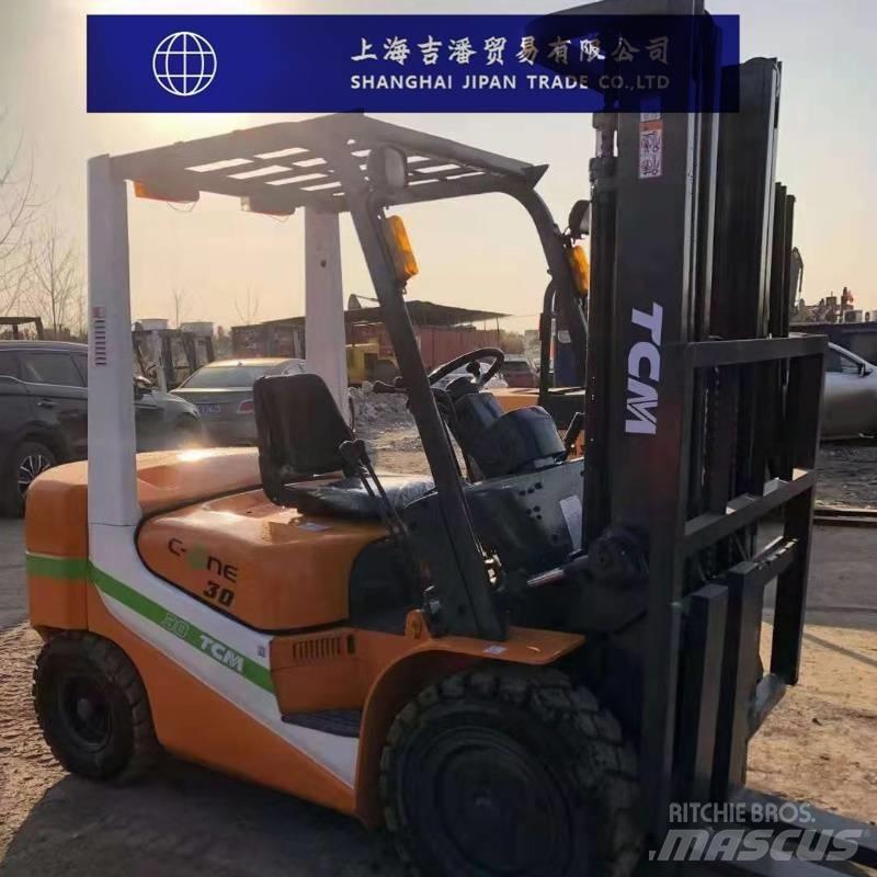 TCM FD 30 Empilhadores Diesel