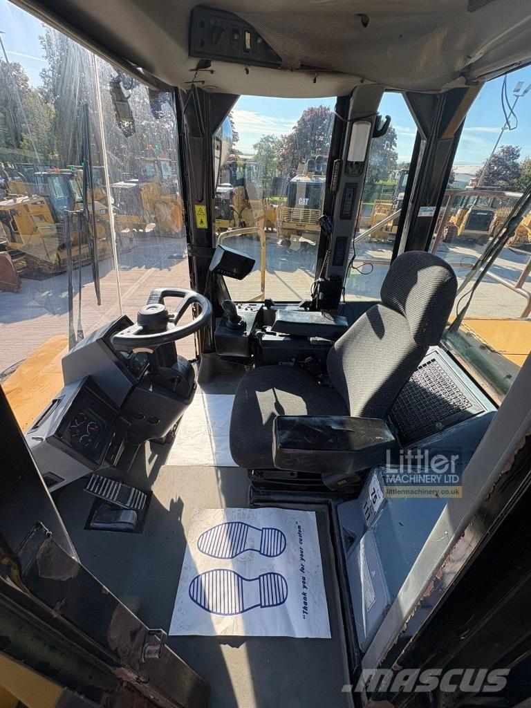 CAT 824 H Dozers Tratores rodas