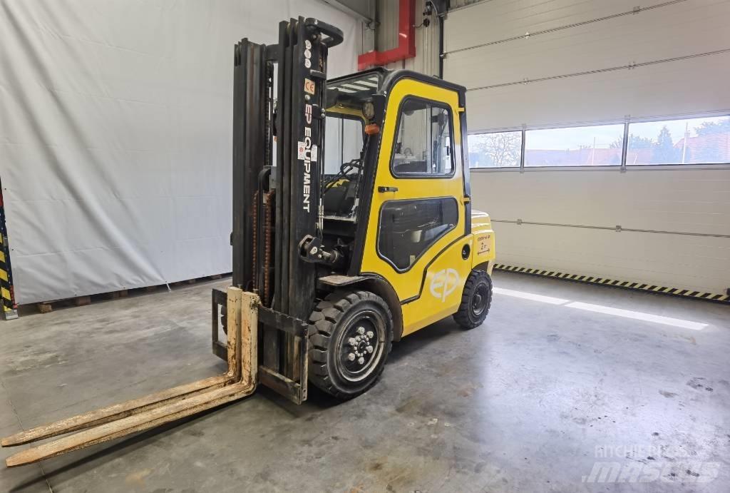 EP CPCD35T8S4S Empilhadores Diesel