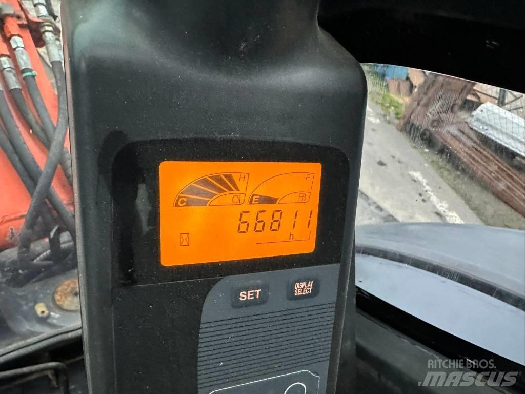 Hitachi ZX 27 U-2 Miniescavadeiras