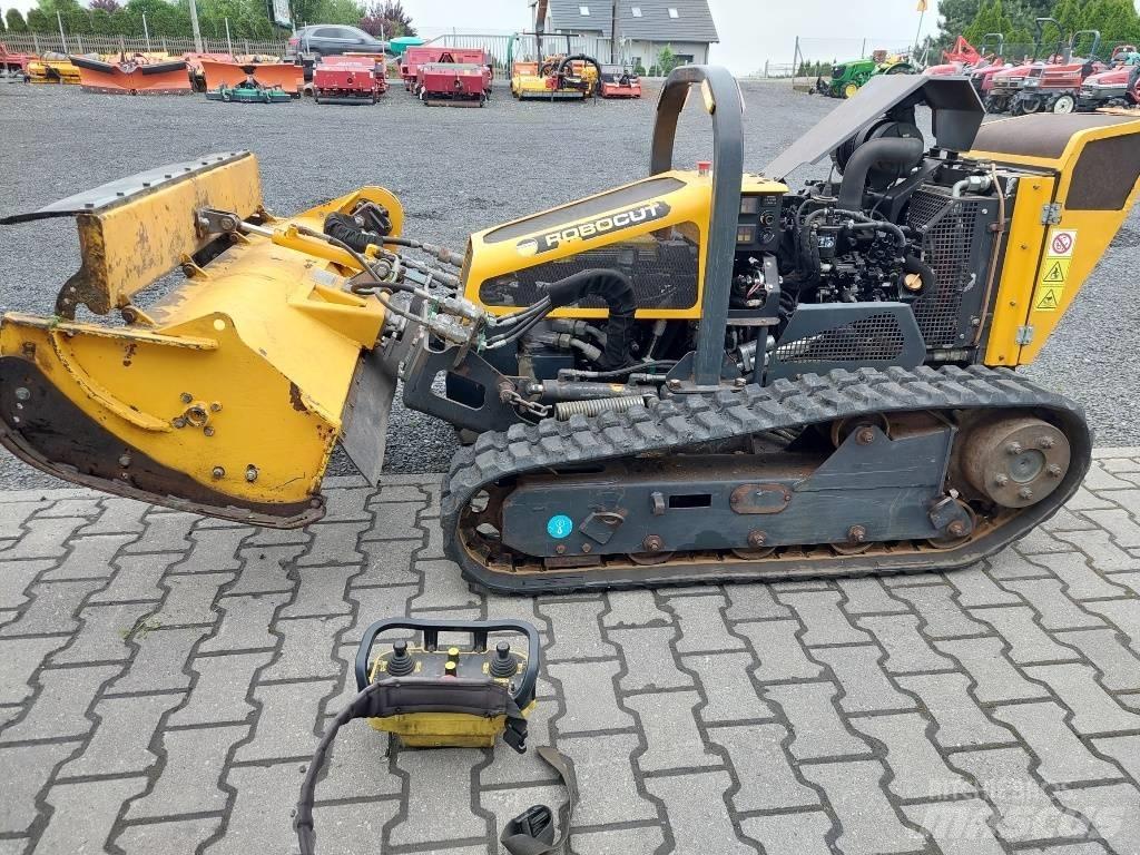 McConnel Robocut 130 Corta-Relvas Robóticos