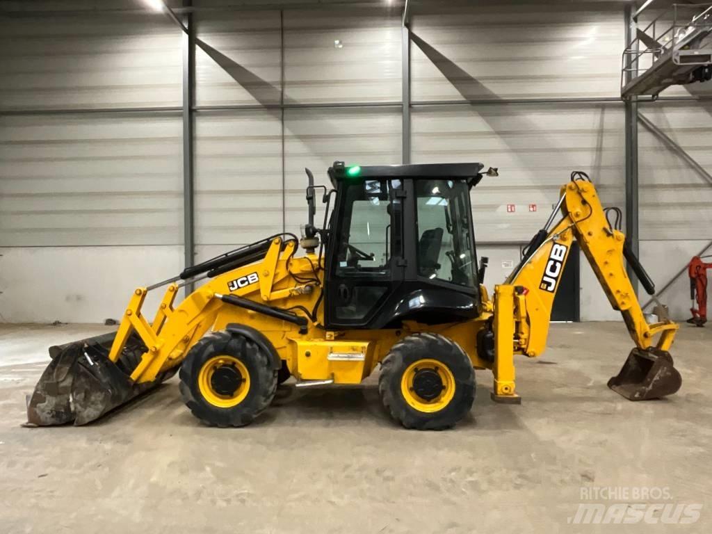 JCB 2 CX Retroescavadeiras