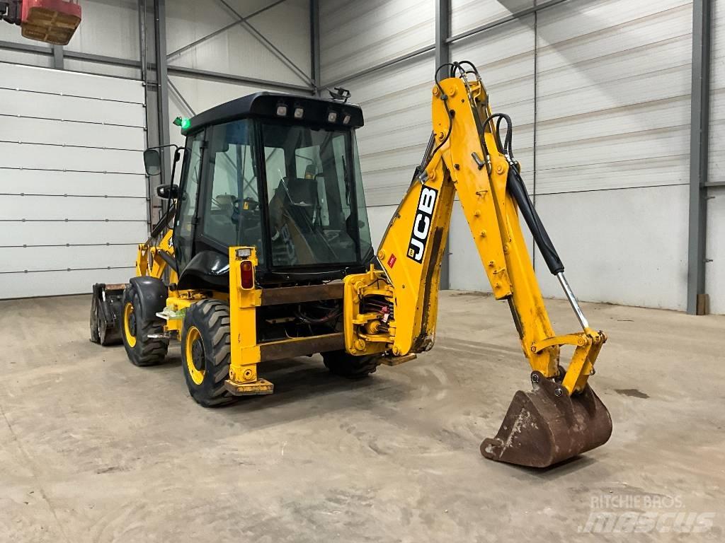 JCB 2 CX Retroescavadeiras