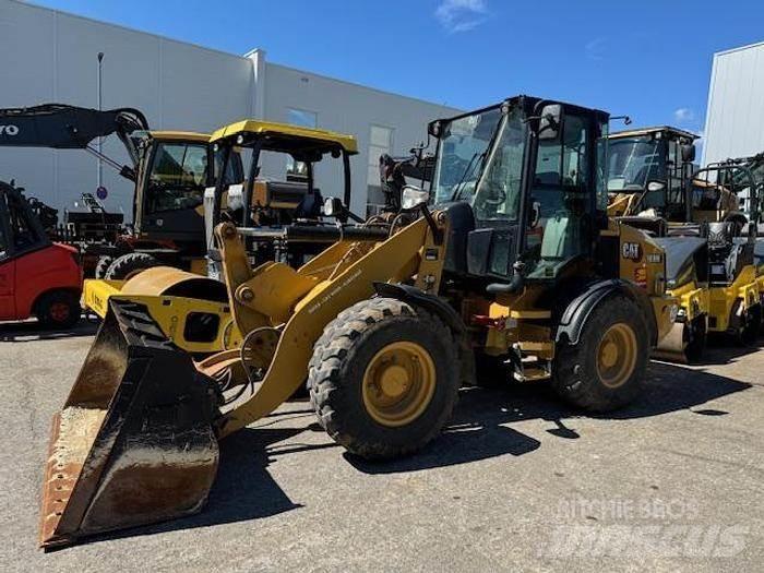 CAT 908M Carregadeiras de rodas
