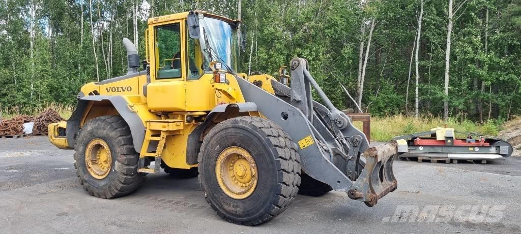 Volvo L 120 E Carregadeiras de rodas