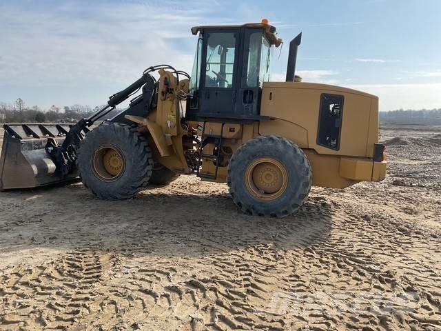 CAT IT 38 G Carregadeiras de rodas