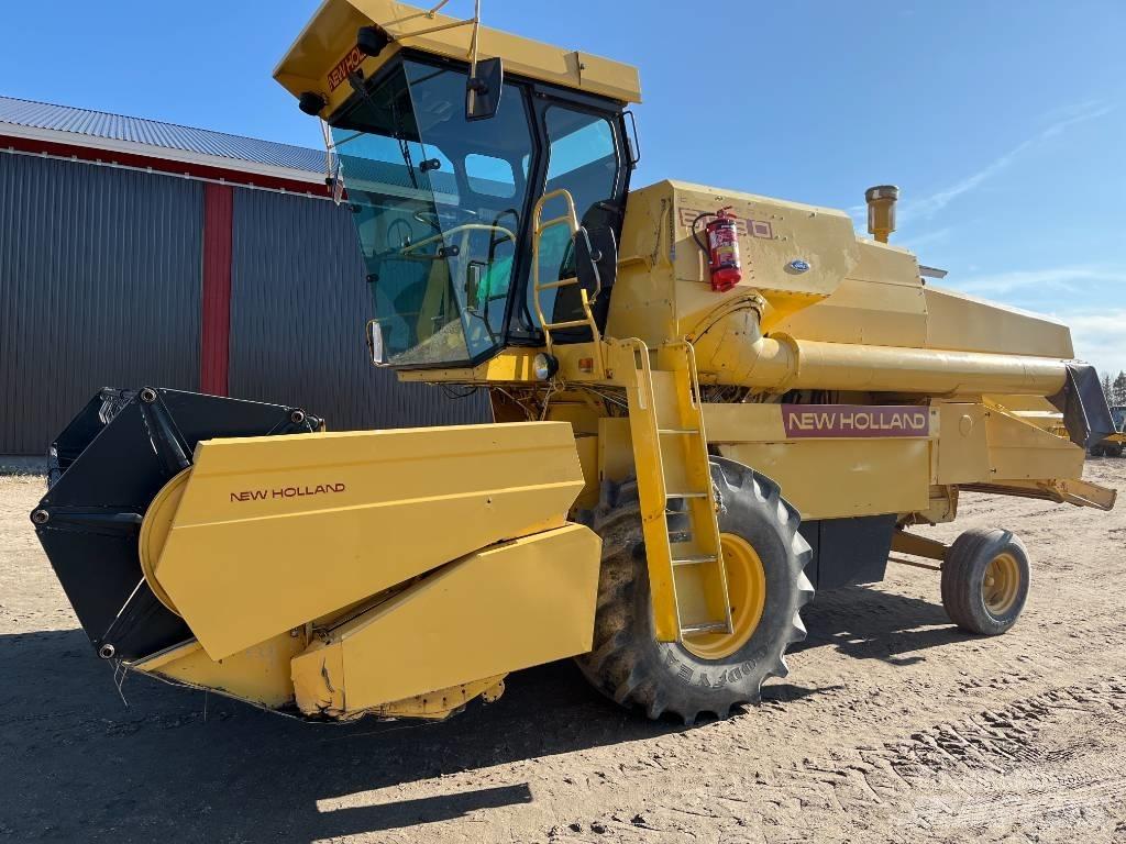 New Holland 8030 12´ Ceifeiras debulhadoras
