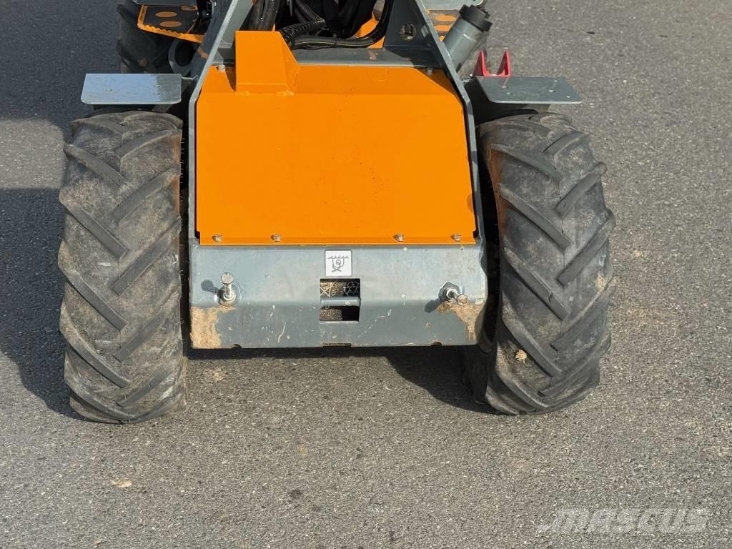 GiANT G 1200 Carregadeiras de rodas